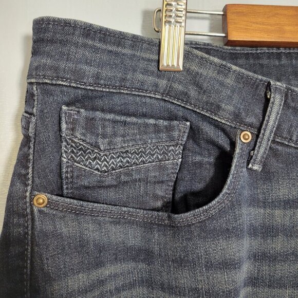 Levi's San Francisco 22W Dark Wash Denim Blue Bold Curve Bootcut Jeans - Picture 7 of 9